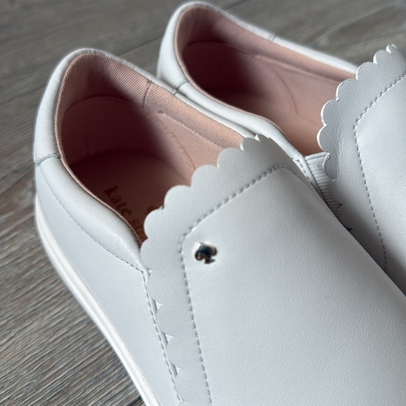NWOT Kate Spade sneakers slip on size 6.5 white - Picture 2 of 7